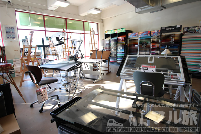 バークレーの超大型画材店、ブリックアートマテリアルズ｜フル旅