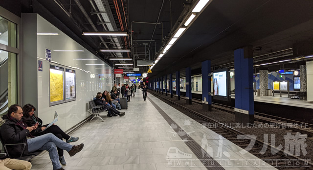 フランクフルト空港から市内へ電車で行く方法