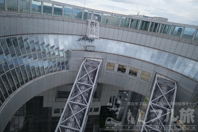 梅田スカイビル 空中庭園展望台は夜景を見に行くことに価値がある