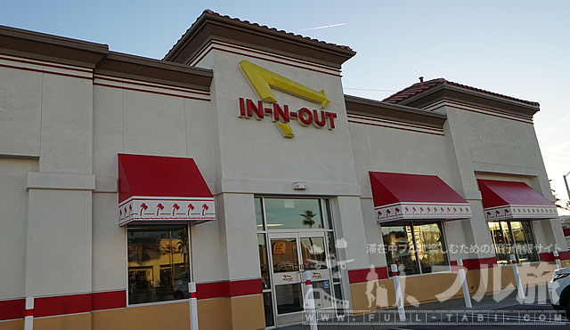 古き良きアメリカのバーガーショップの雰囲気！IN-N-OUTバーガー・エルセグンド店