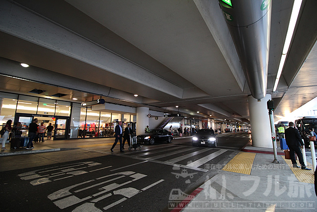 ロサンゼルス空港からダウンタウンへフライアウェイで行く方法