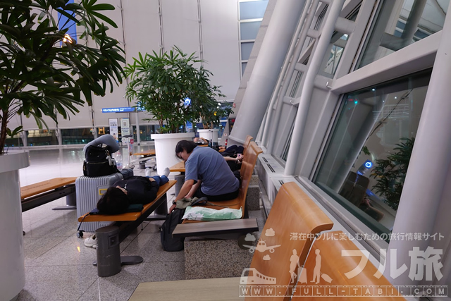 仁川国際空港で野宿をしてみた