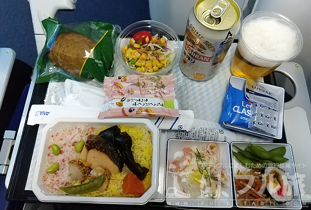 【搭乗記】羽田-シドニー ANAエコノミークラス非常口席(2018年11月)