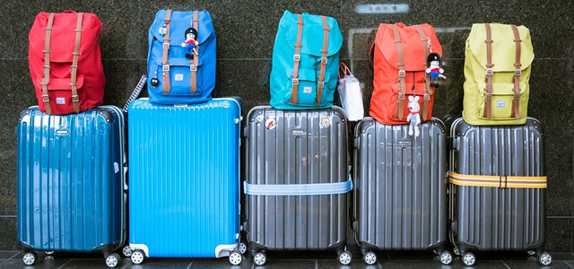 スーツケースを無料で空港と自宅へ郵送する方法