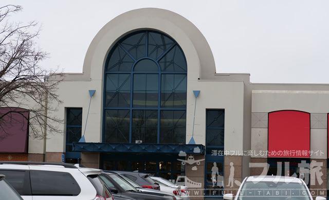 巨大ショッピングモール、CFリッチモンドセンターが凄い!